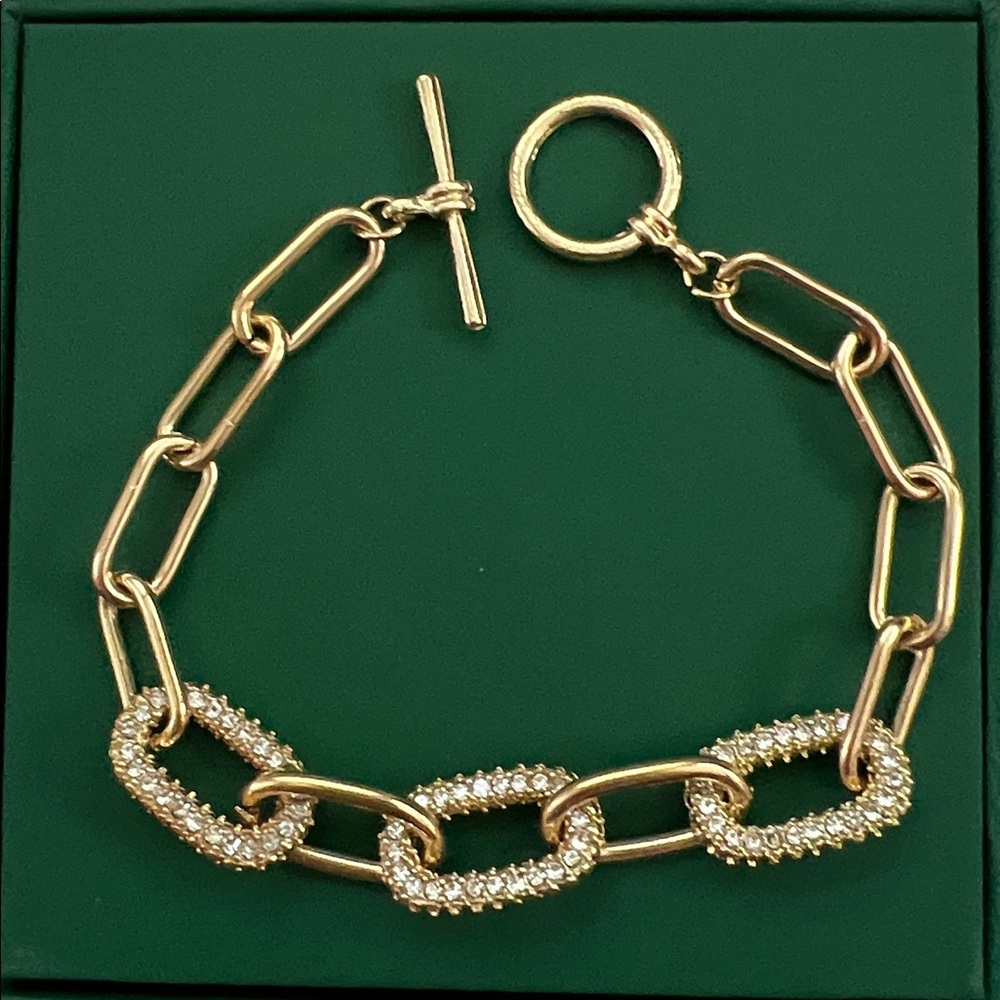 Sparkling gold bracelet